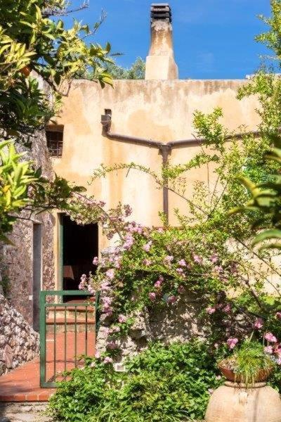 Agriturismo La Selva Финале Лигуре Экстерьер фото